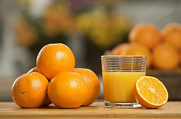 橘子吃多变“小黄人”？